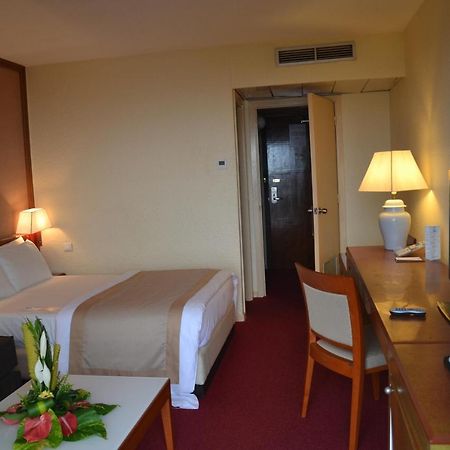 Hotel Sawa ドゥアラ エクステリア 写真