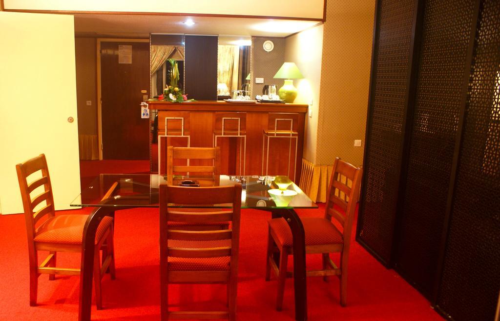 Hotel Sawa ドゥアラ 部屋 写真