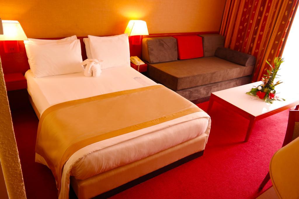 Hotel Sawa ドゥアラ エクステリア 写真