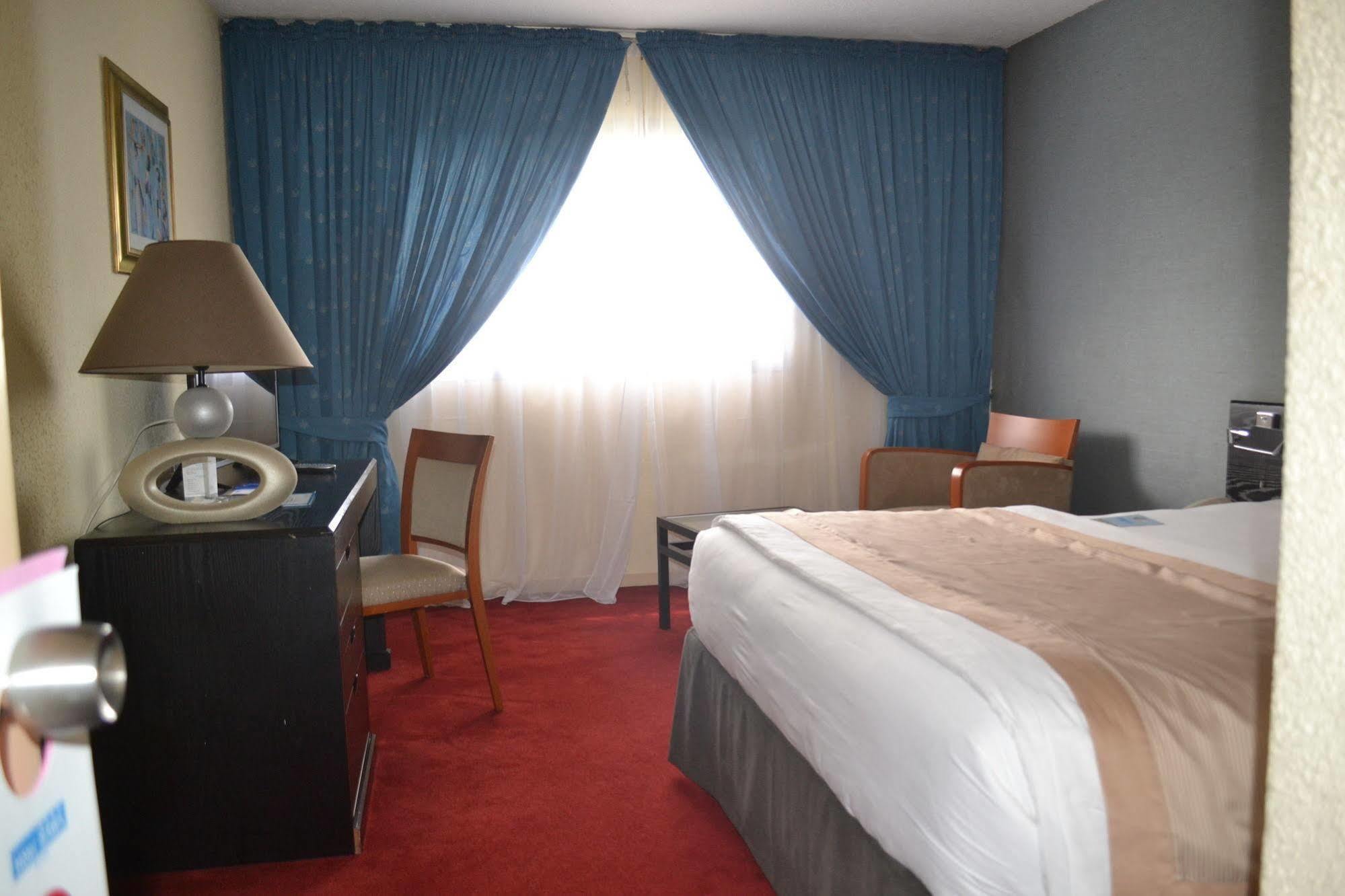 Hotel Sawa ドゥアラ エクステリア 写真