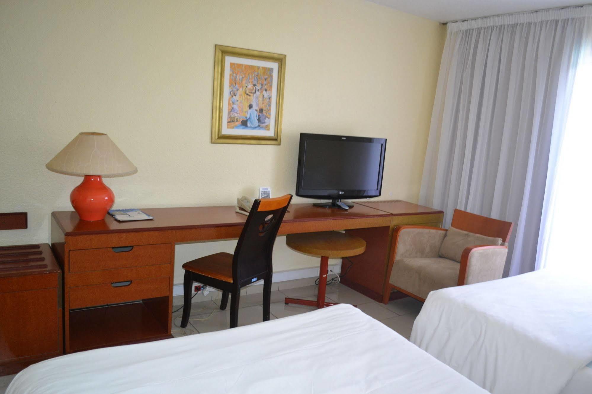 Hotel Sawa ドゥアラ エクステリア 写真