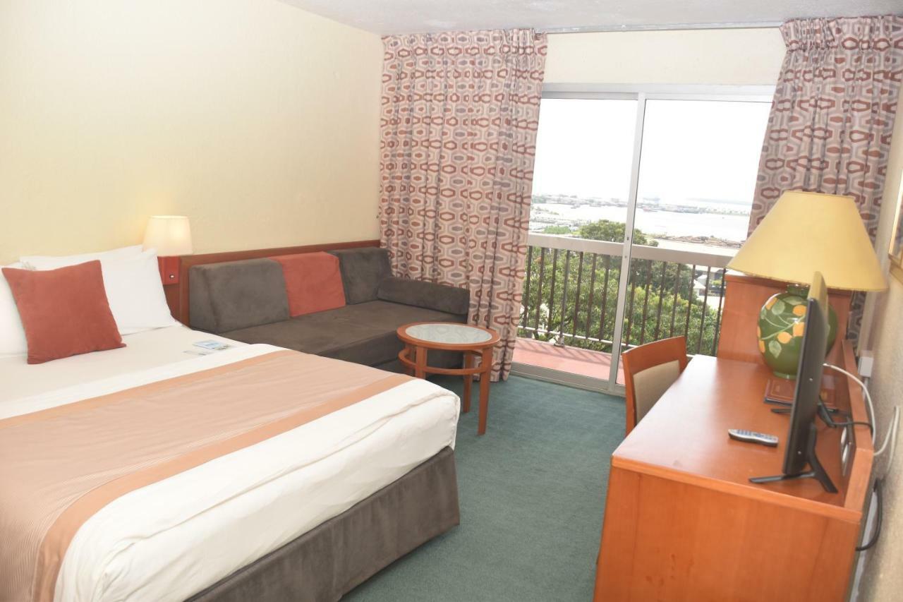 Hotel Sawa ドゥアラ エクステリア 写真